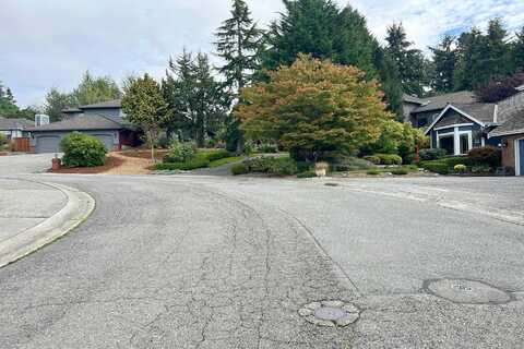 122Nd, KIRKLAND, WA 98034