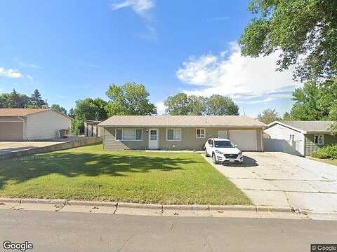 20Th, MINOT, ND 58703