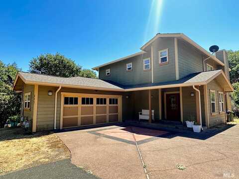 605 Redwood Avenue, Ukiah, CA 95482