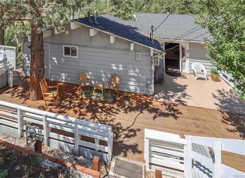 1010 Brookside Lane, Fawnskin, CA 92333