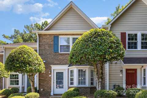 8225 Pineville Matthews Road, Charlotte, NC 28226