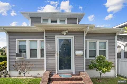 122 Vreeland Avenue, Clifton, NJ 07011