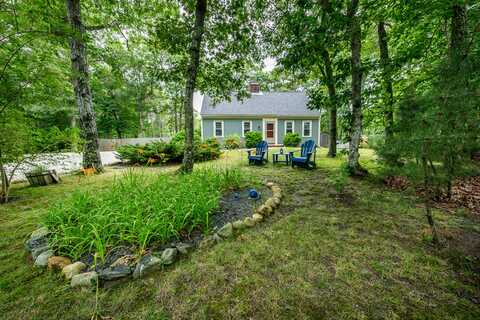 8 Lake Shore Drive, Brewster, MA 02631