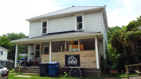 361 Fort St, Nelsonville, OH 45764