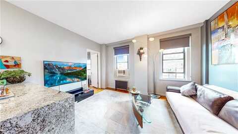 345 West 88th Street, New York, NY 10024