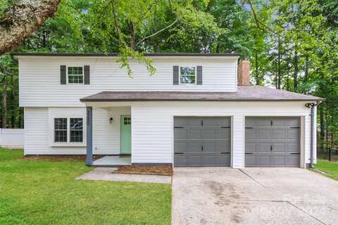 3200 Winchelsea Drive, Charlotte, NC 28212