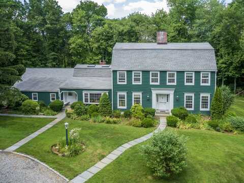 16 Carriage Road, Wilton, CT 06897