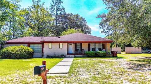 141 Woodlawn Drive, Crestview, FL 32536