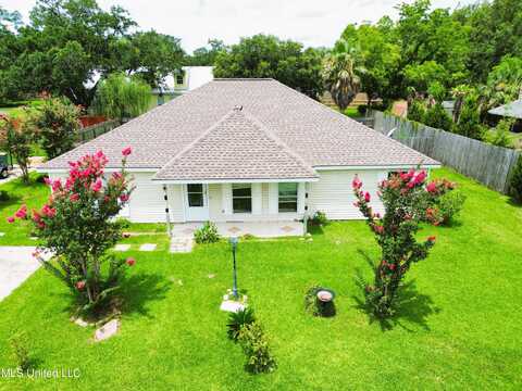 5507 Paula Drive, Long Beach, MS 39560