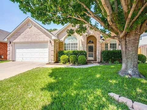 Echo Bluff, HALTOM CITY, TX 76137