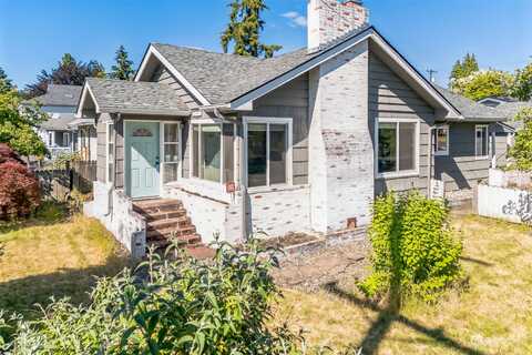 6Th, KELSO, WA 98626