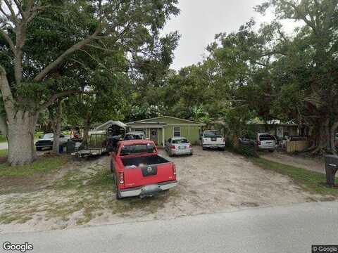 12Th, VERO BEACH, FL 32960