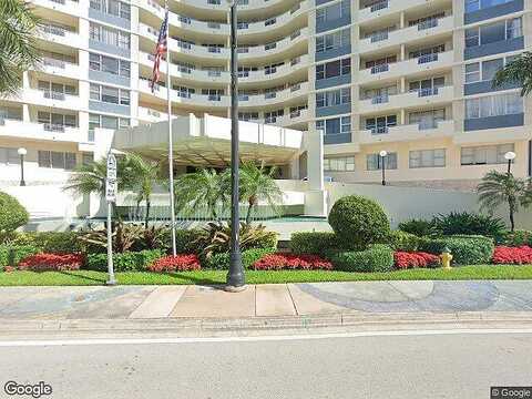 Ocean, HALLANDALE BEACH, FL 33009