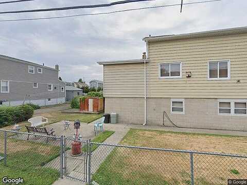 Lockwood, HOWARD BEACH, NY 11414