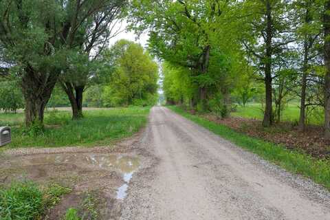 700Th, ALTAMONT, IL 62411