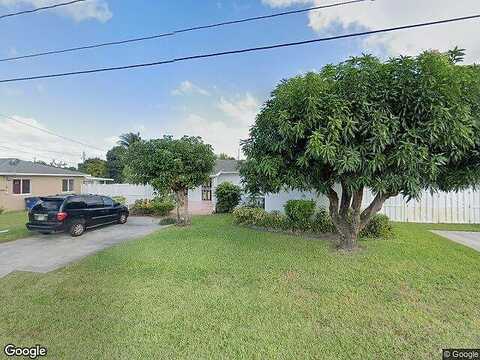 3Rd, HALLANDALE BEACH, FL 33009