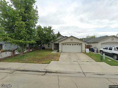 7Th, PARLIER, CA 93648