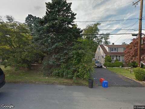 Villa, NANUET, NY 10954