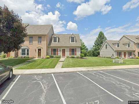 Crown Pointe, YORK, PA 17402