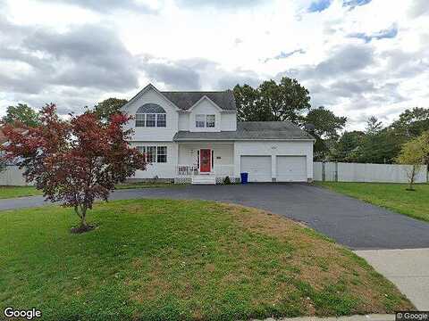 43Rd, CENTEREACH, NY 11720