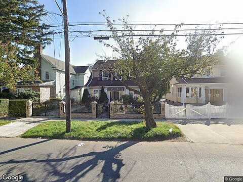 Hollis, QUEENS VILLAGE, NY 11429