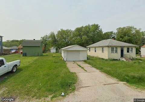 18Th, EAST MOLINE, IL 61244