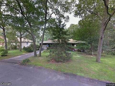 Wesley, RIVERHEAD, NY 11901