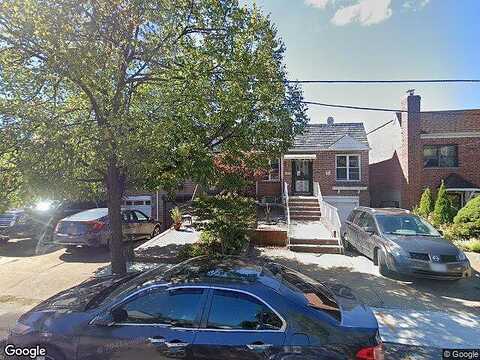 81St, MIDDLE VILLAGE, NY 11379