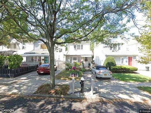 Alderton, REGO PARK, NY 11374