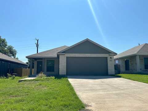 Pine, COTTONWOOD SHORES, TX 78657