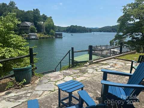 262 Thomas Drive, Lake Lure, NC 28746