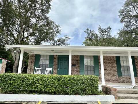 118 Monahan Drive, Fort Walton Beach, FL 32547