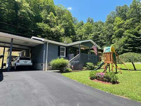 211 Meade Heights, Pikeville, KY 41501