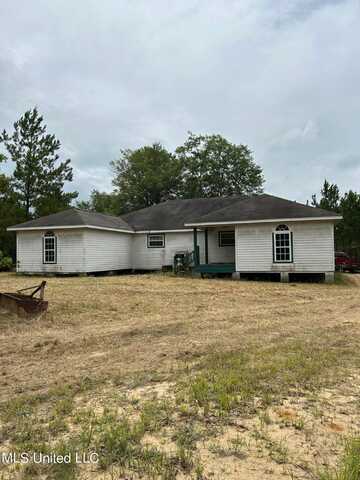 1030 Man Moulds Road, Lucedale, MS 39452