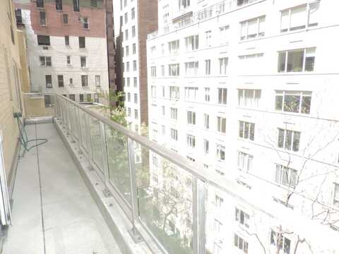 41 West 58th Street, New York, NY 10019