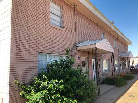 910 N Harvey Street, Borger, TX 79007