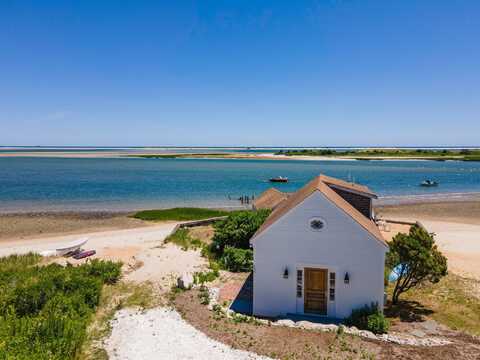450 Old Harbor Road, North Chatham, MA 02650