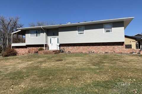 1023 Cottonwood Ln, Miles City, MT 59301