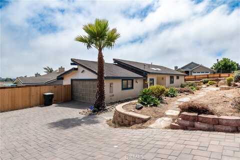 2700 Christmas Tree Place, Oceano, CA 93445