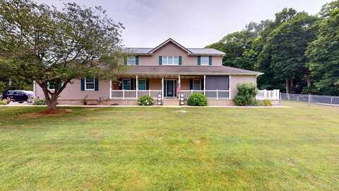 290 MCINTOSH RD, Chester, WV 26034