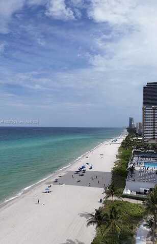 Ocean, HALLANDALE BEACH, FL 33009