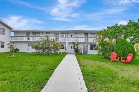 Farnham L, DEERFIELD BEACH, FL 33442