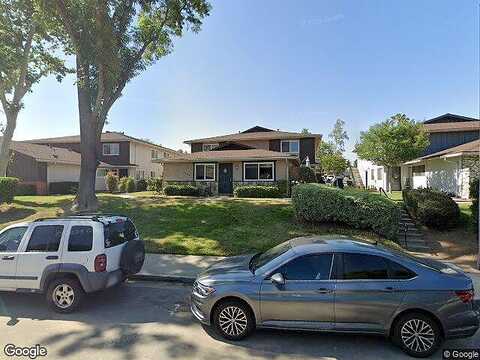 Wintercrest Dr, Lakeside, CA 92040