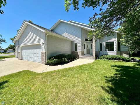 29Th, MOORHEAD, MN 56560