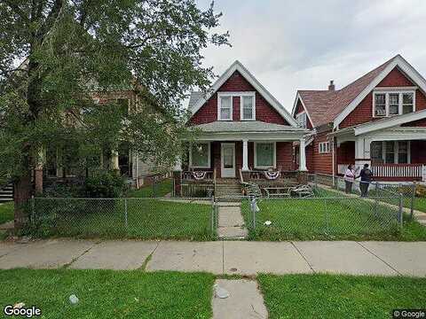 29Th, MILWAUKEE, WI 53216