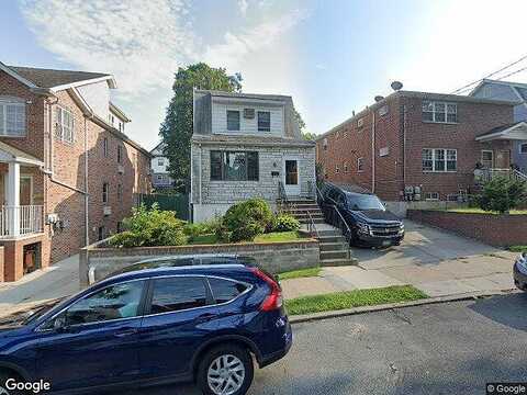 8Th, COLLEGE POINT, NY 11356