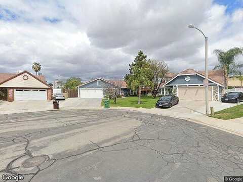 Calle Renfro, MORENO VALLEY, CA 92551