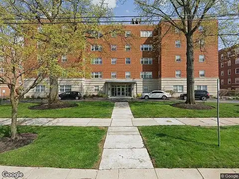 Van Aken, SHAKER HEIGHTS, OH 44122