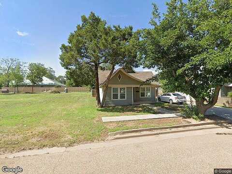 15Th, LUBBOCK, TX 79401