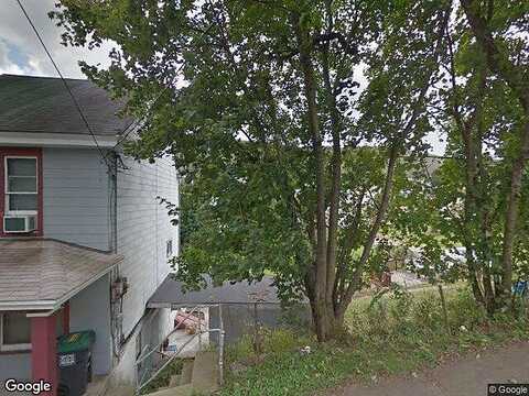 Race St, TAMAQUA, PA 18252